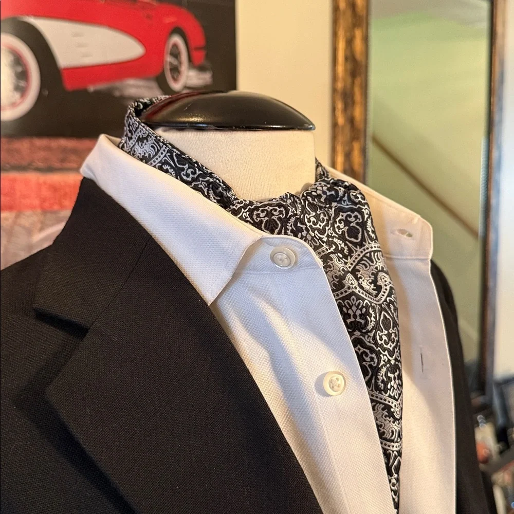 Elegant Black and White Paisley Ascot Cravat